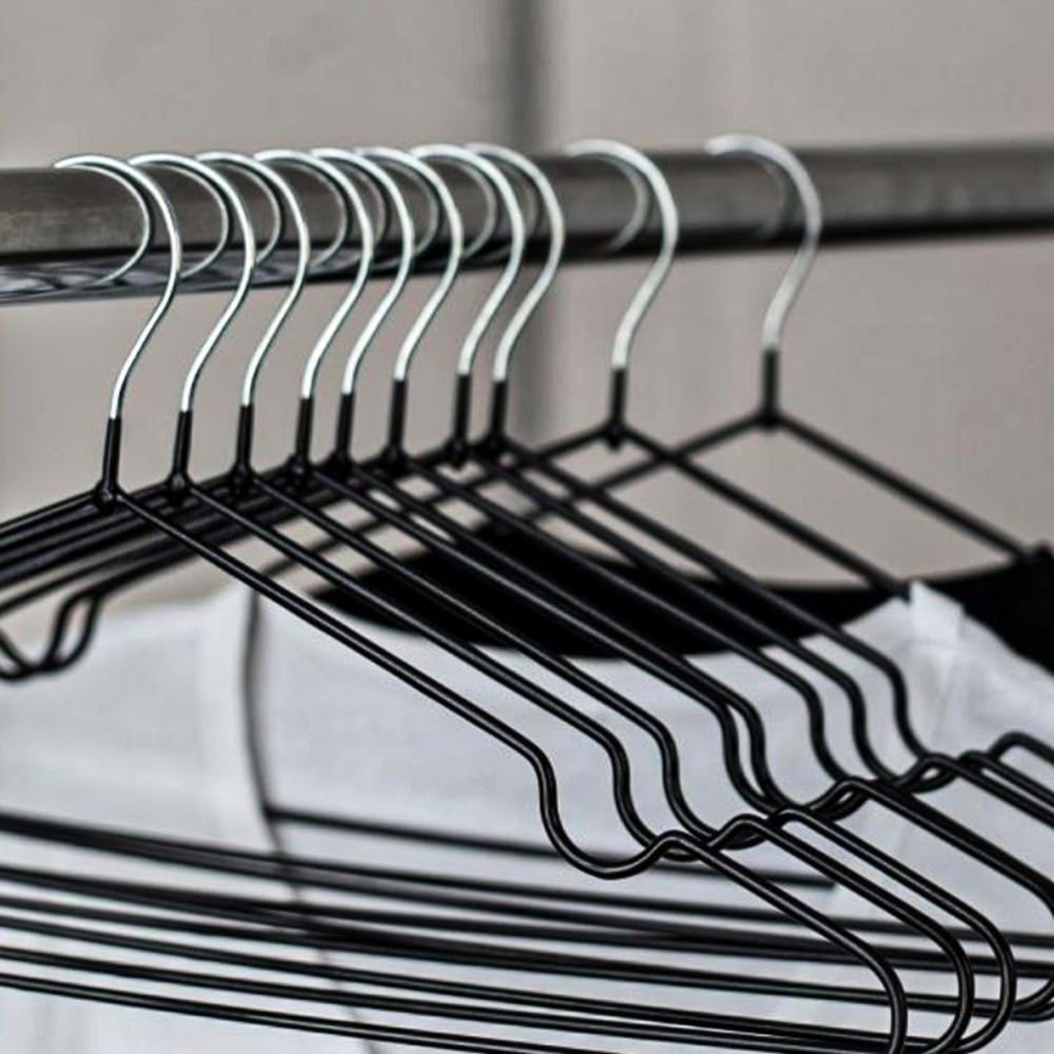 Rubber Coated Premium Black Metal Hangers 20 Pcs