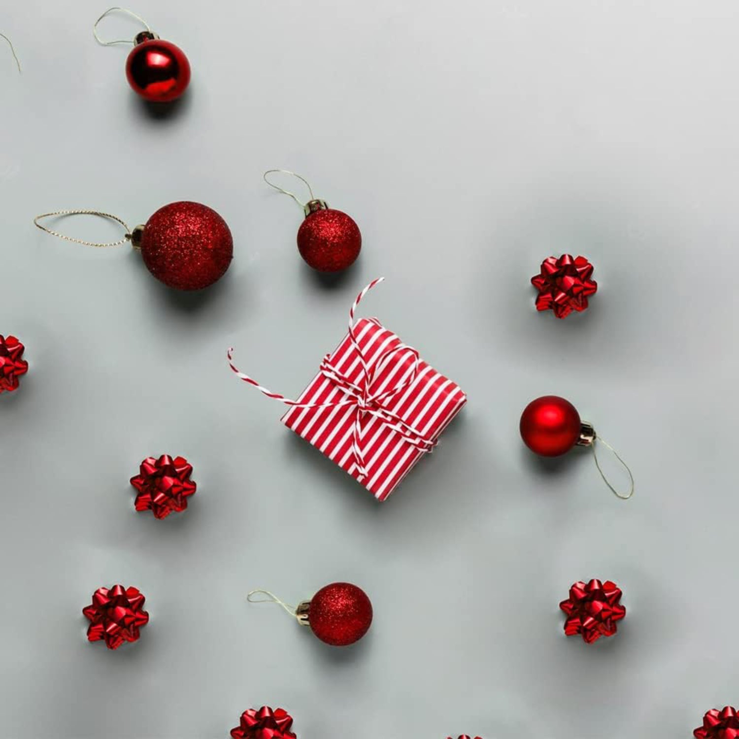 Red Metallic Gift Bows Self Adhesive